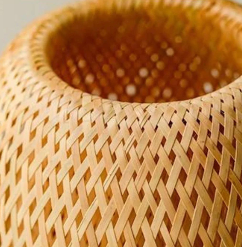 Luminária de Mesa Artesanal Rattan Redonda ou Oval